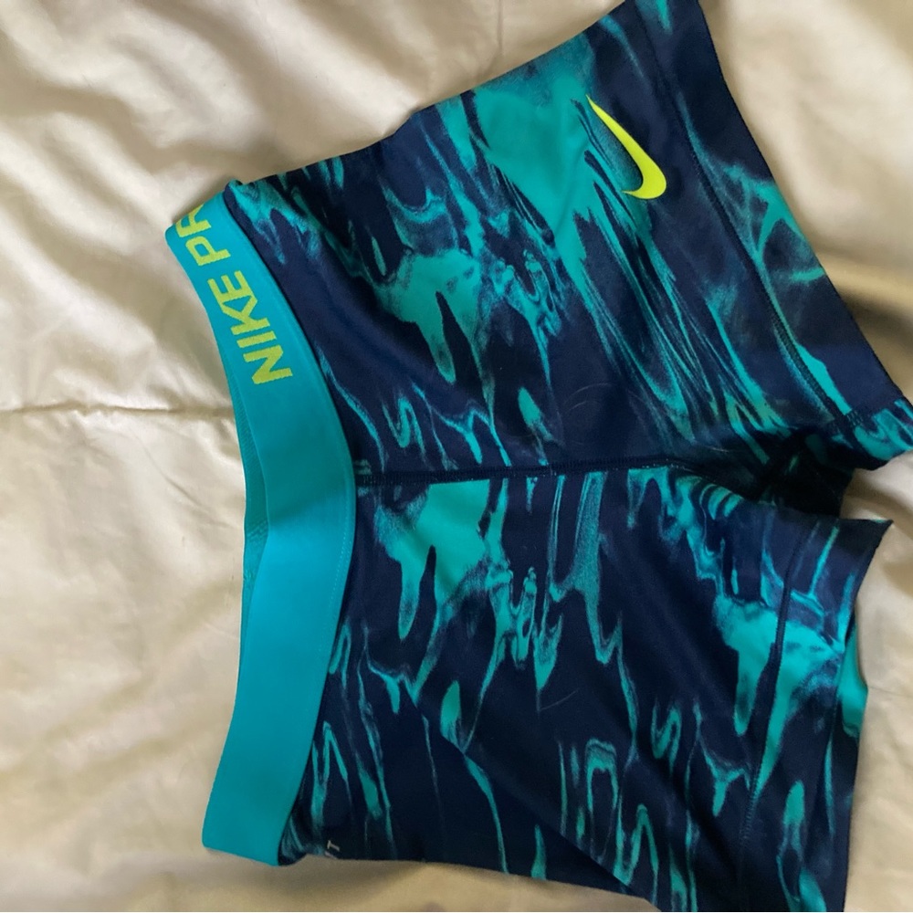 Nike pros